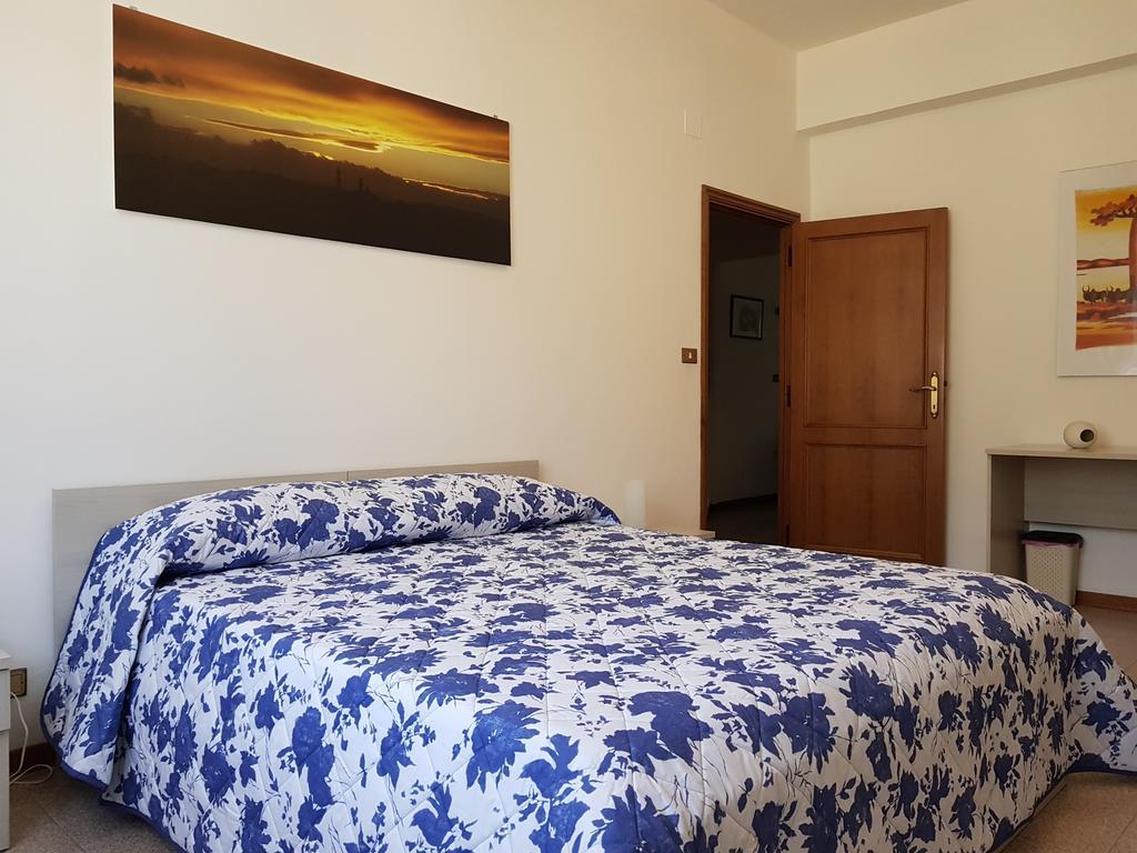 Vittori Apartment Сиена Экстерьер фото